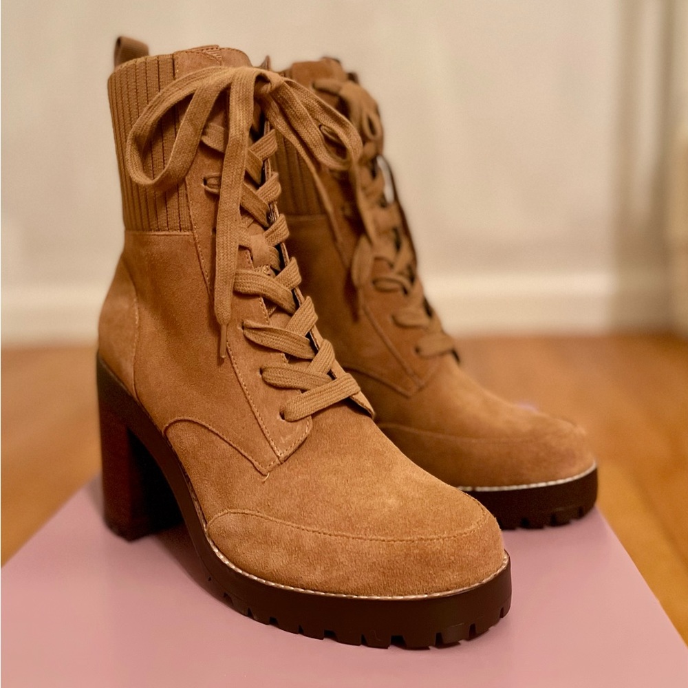 Deltan Sophie Suede Chunky Lug Sole Hiker Booties - Picture 2 of 3